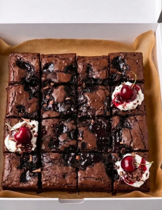 Brownie de Selva Negra Artesanal | Lily's Cake Málaga